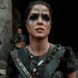 Meet your Posher, Caitlin